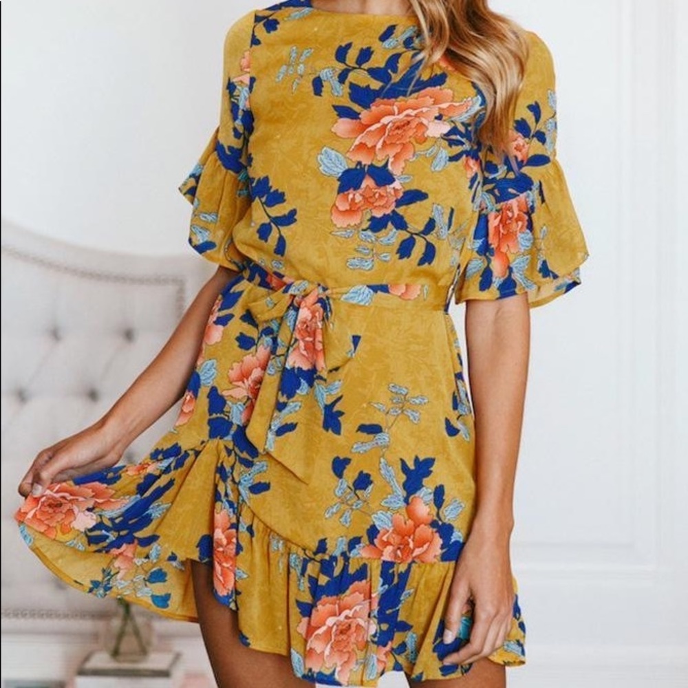 Yellow blossom ruffled mini dress